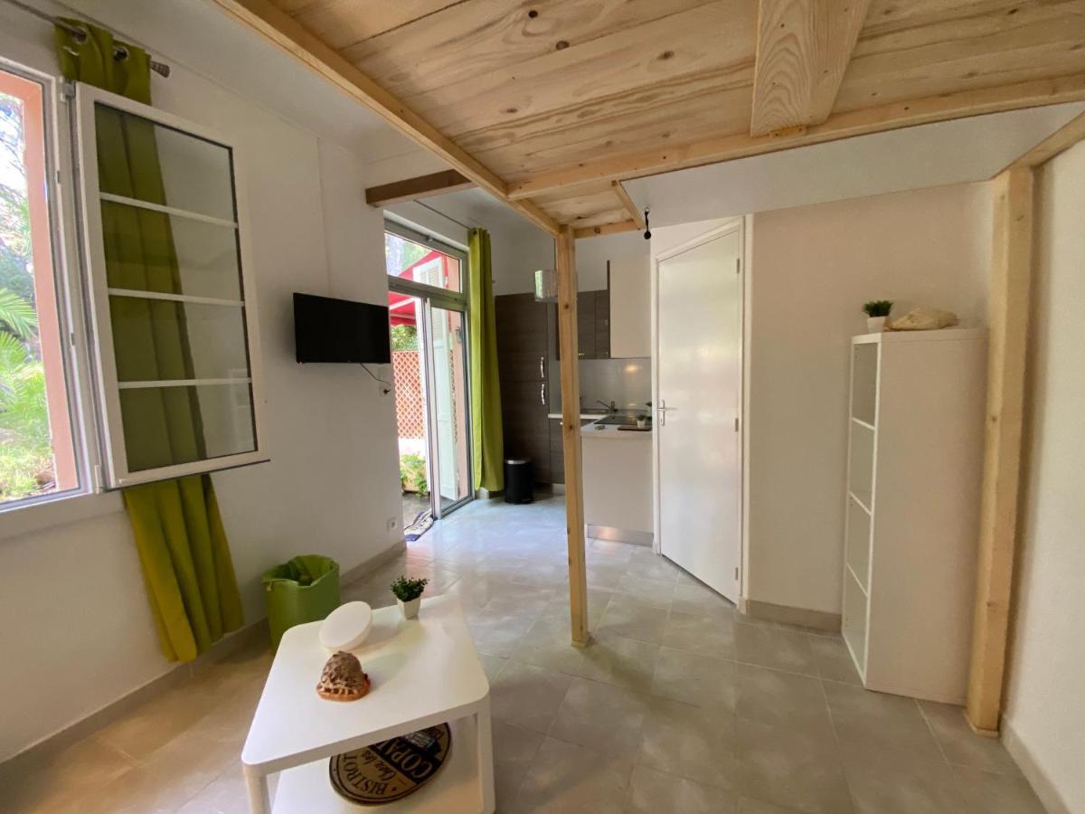 L Annexe 50M De La Plage Бандол Екстериор снимка